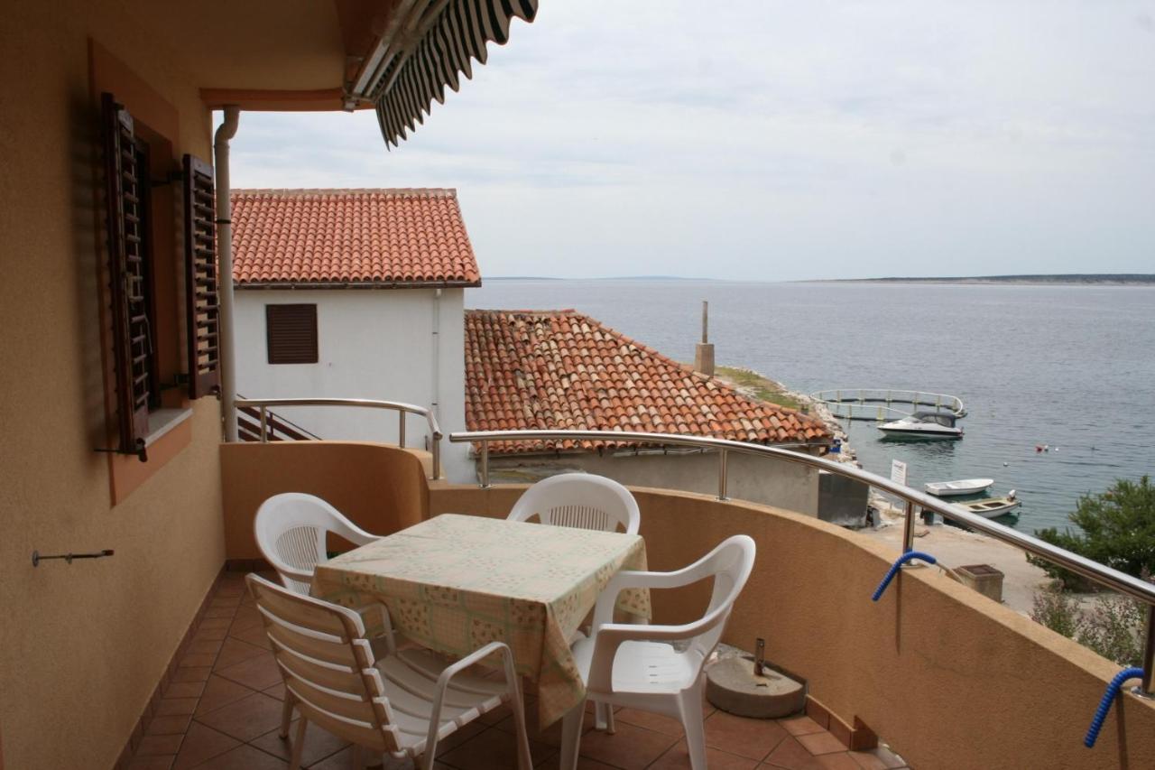 קולאן Apartments By The Sea Mandre, Pag - 4095 מראה חיצוני תמונה