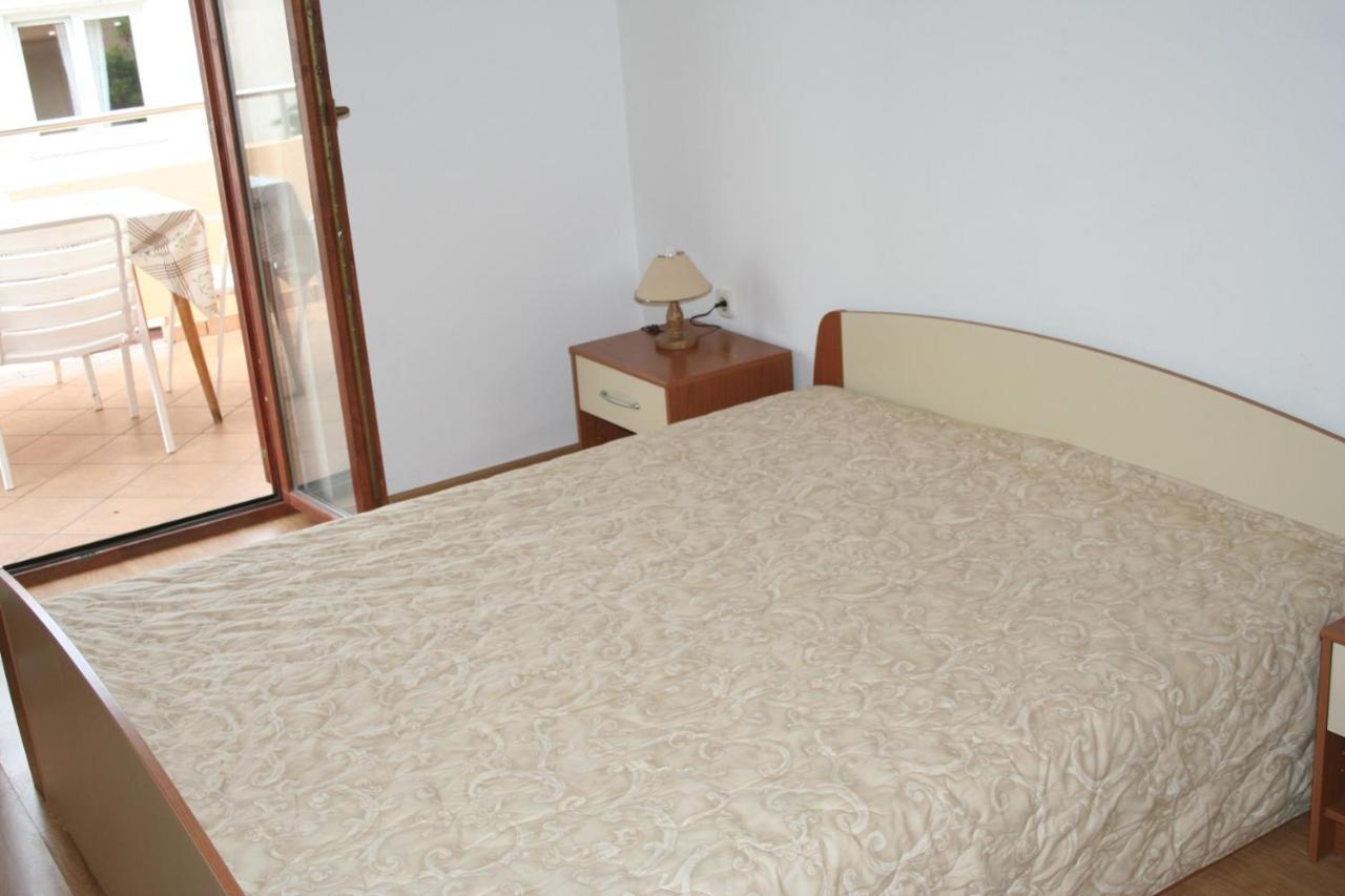 קולאן Apartments By The Sea Mandre, Pag - 4095 מראה חיצוני תמונה